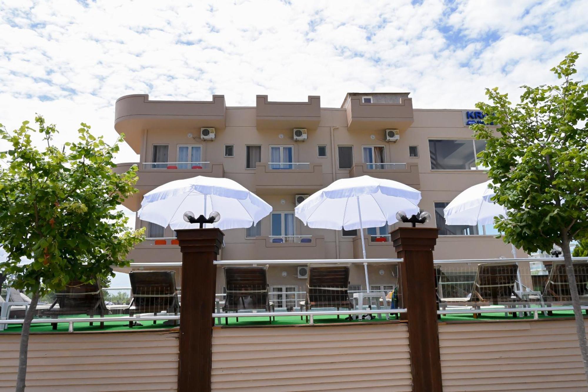Hotel Kriti Max , Shengjin Shëngjin エクステリア 写真