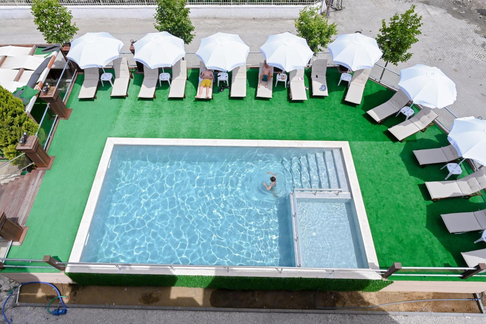 Hotel Kriti Max , Shengjin Shëngjin エクステリア 写真